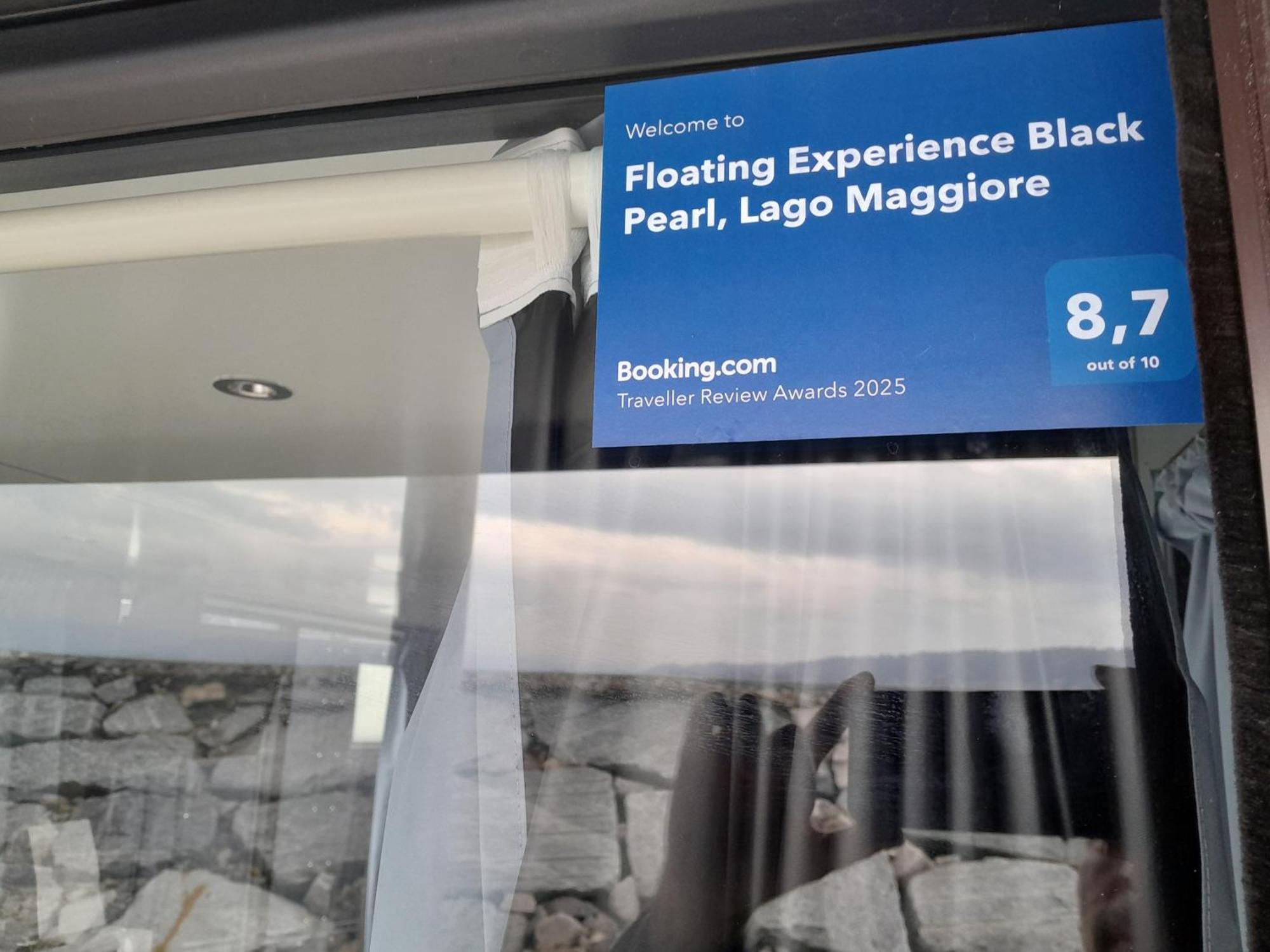 Floating Experience Black Pearl, Lago Maggiore Dormelletto Exterior photo